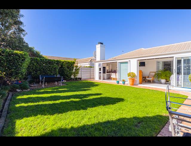 4 BEDROOM FREESTANDING FOR SALE IN SUNNINGDALE